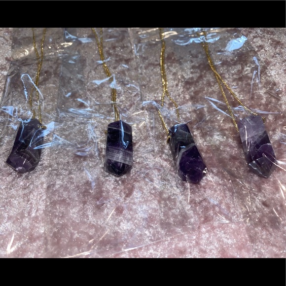 ✨NEW✨Unique Amethyst Crystal Necklace on Chain - Picture 6 of 7